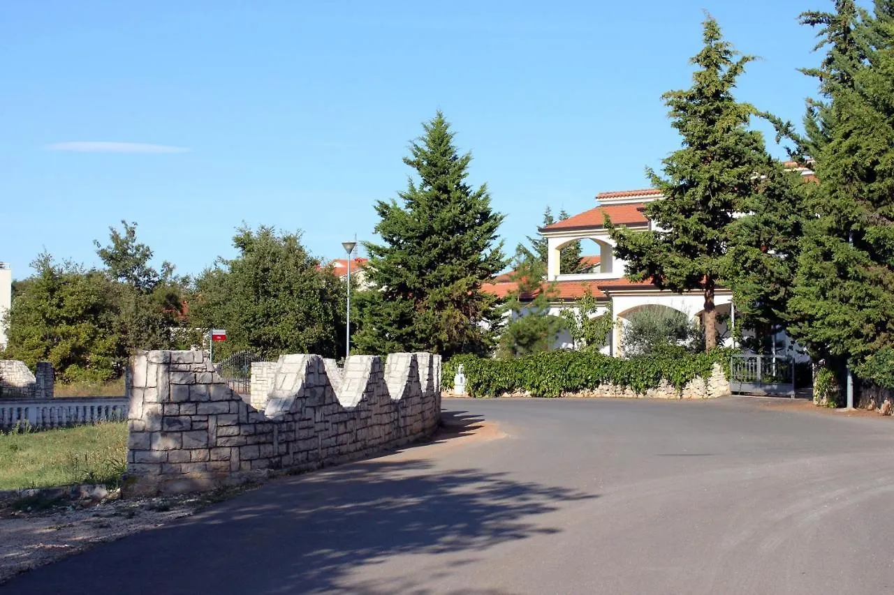 Apartments With A Parking Space Kukci, Porec - 7166 Croatia